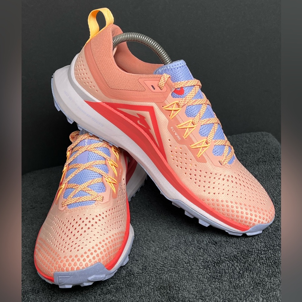 Women Nike React Pegasus Trail 4 Shoes Arctic Orange/Amber DJ6159-800 SIZE 9.5 - Picture 4 of 13